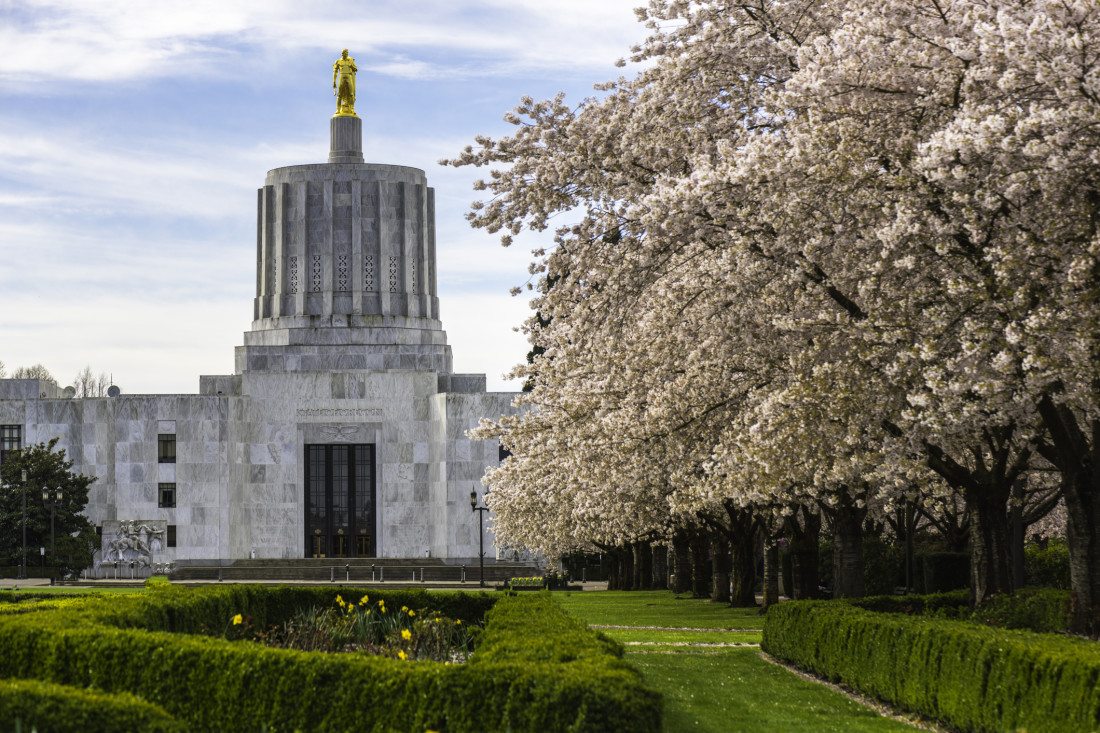 Oregon capitol
